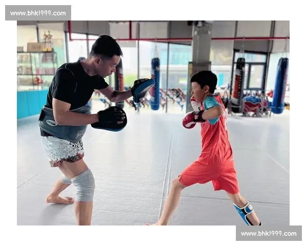 搏击vs拳击全面对比解析技术规则训练与实战差异发展历史观赛体验