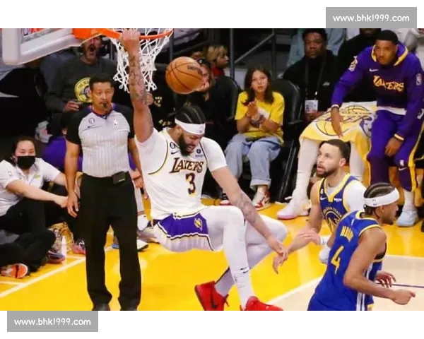 骑士对阵勇士G4前瞻与胜负走势预测分析关键球员表现与战术博弈